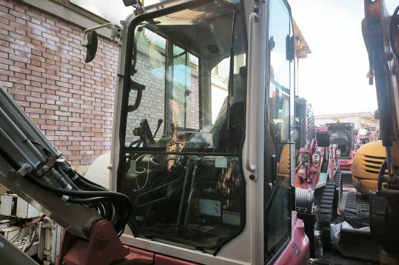 OmecoHub - Immagine TAKEUCHI TB335R